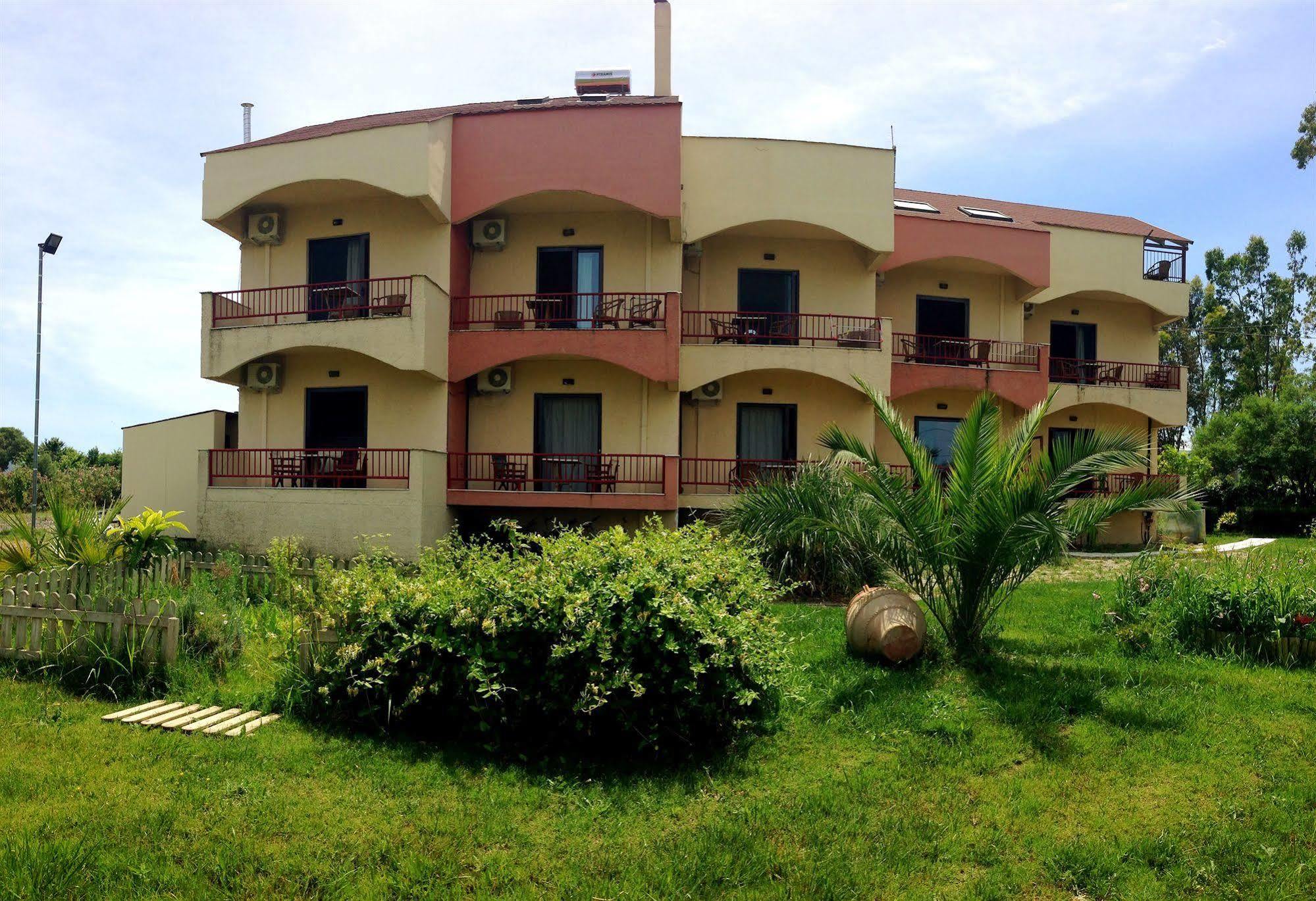 Aenaon Studios Oreu Exterior foto