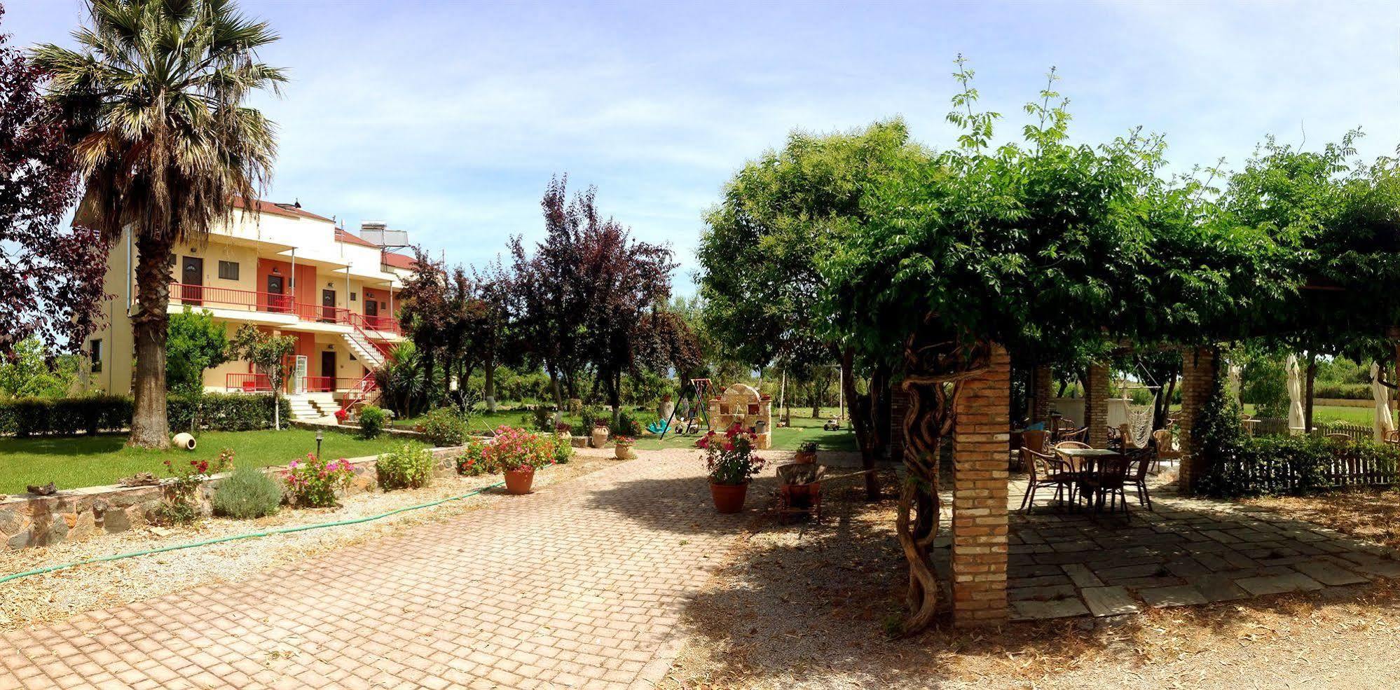 Aenaon Studios Oreu Exterior foto